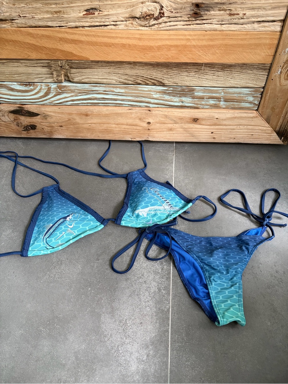 Oceanic Gear Blue Fish Triangle Bikini Swimsuit Medium